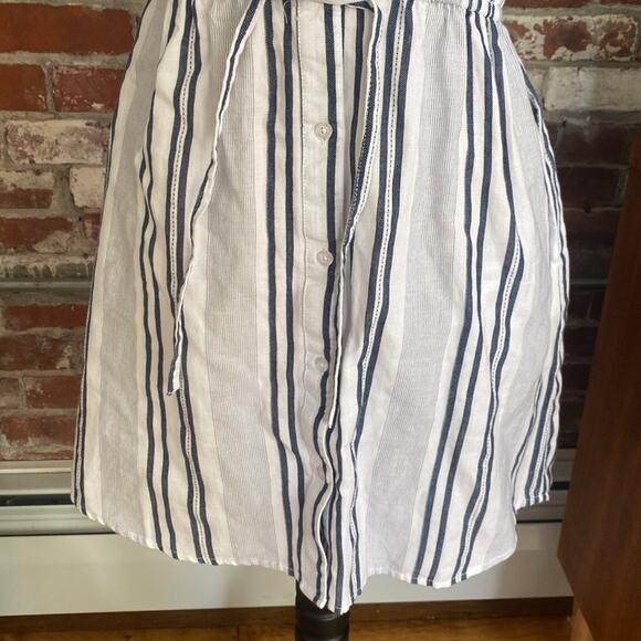 Japna White and Navy Blue Cinched Waist Short Sleeve Button Down Dress Size XS - Picture 3 of 8